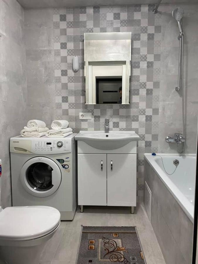 Hotel Confort Drochia エクステリア 写真